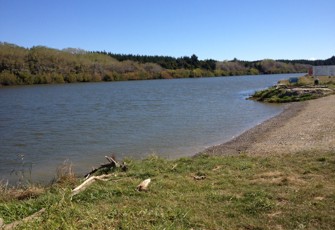 Manawatu at Whirokino