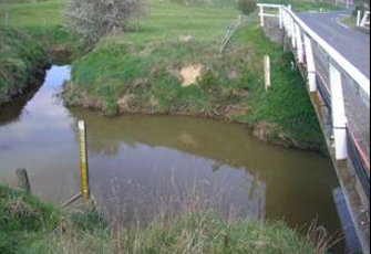 Matahuru Stm at Waiterimu Road Below Confluence