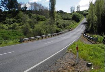 Mangawhero Stm (Cambridge) at Cambridge-Ohaupo Rd 2