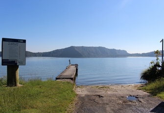 Lake Rotoiti at Gisborne Point (Main photo)