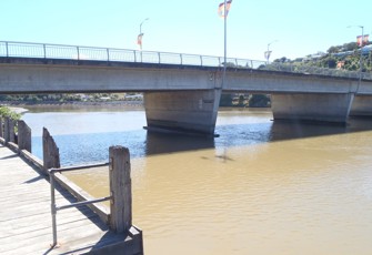 Whanganui at Town Bridge