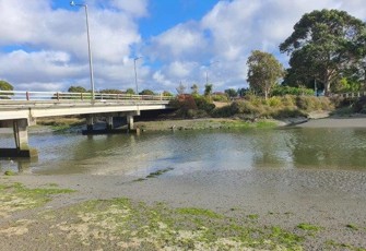 Heathcote River At Tunnel Road