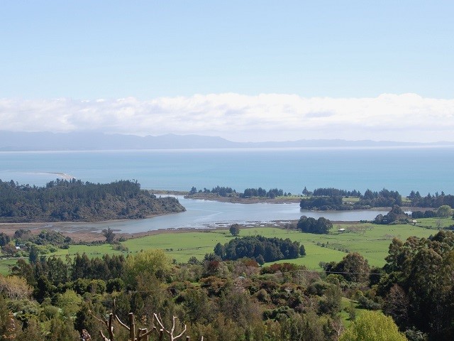 Motupipi Estuary